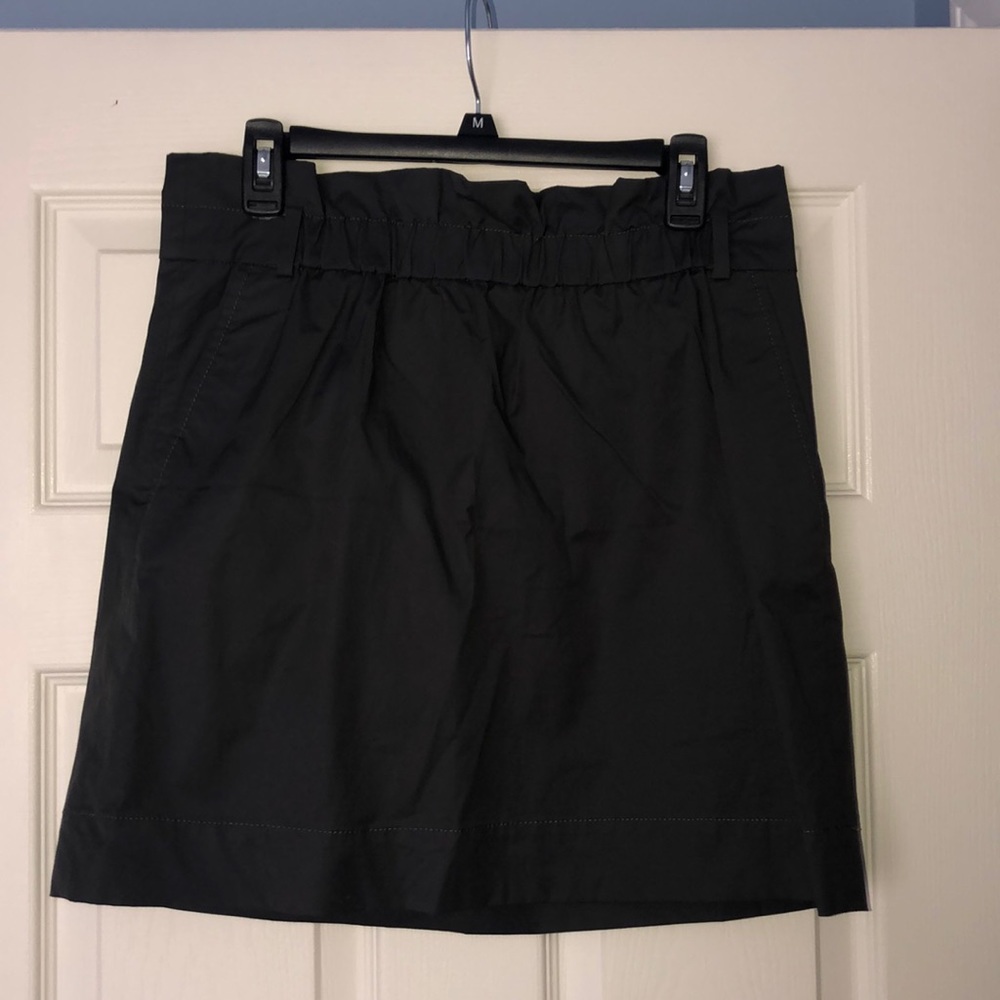 gray skirt